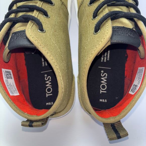 TOMS “Carlo” Mid Terrain Leather Clover Men’s Shoes Size 8.5 main image 5